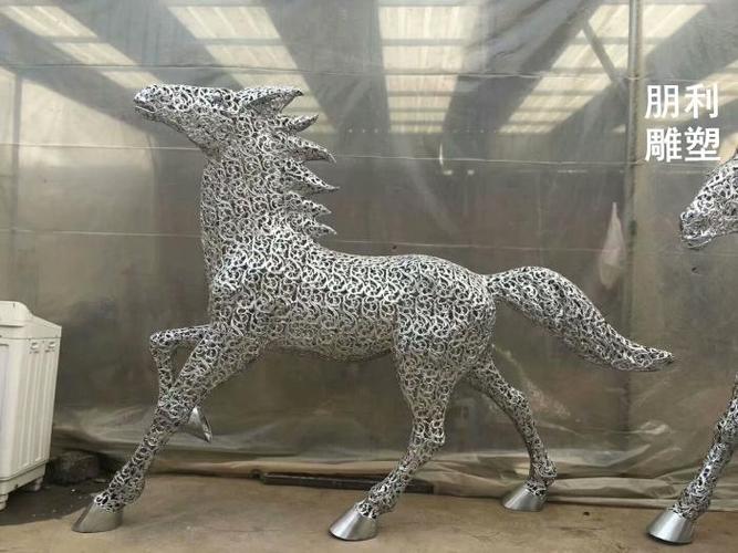 镂空马雕塑异型工厂动物雕塑金属抽象镂空马雕塑但是立体雕塑所记录