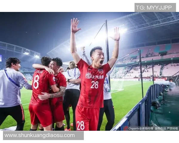 全北现代对阵上海上港2019年精彩直播回顾与赛况分析