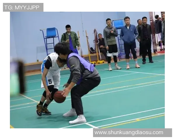 深入分析西安篮球队阵地战战术特点与执行策略